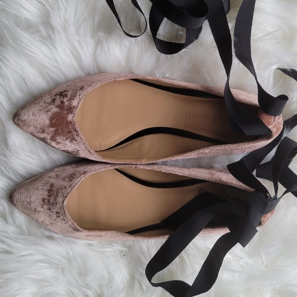 Banana Republic Shoes